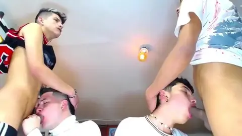 Pareja de twinks muy hot – show gay en cam