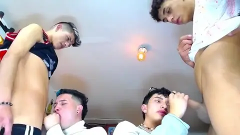 Pareja de twinks muy hot – show gay en cam