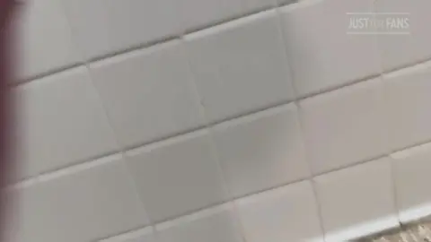 Sesso gay amatoriale in pubblico 5