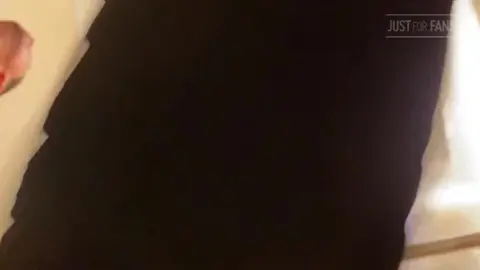 Gay amateur en public 6