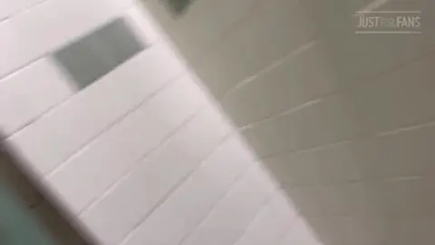 Sesso gay amatoriale in pubblico #7