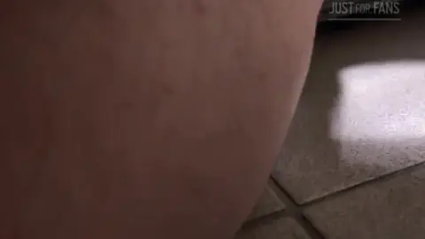 Schwuler Amateur-Spaß in der Öffentlichkeit 7