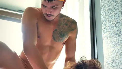 Um skater boy bem bruto me deixa os buracos completamente destruídos