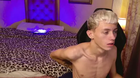 Show cam hot con twink sexy – LeonLure