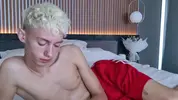sexy hot twink show camboy leonlure