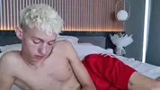 sexy hot twink show camboy leonlure