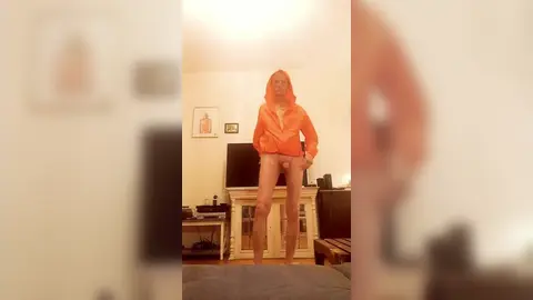 À poil sous son K-Way : trip de ouf