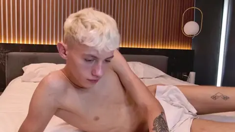 Show hot du twink camboy LeonLure