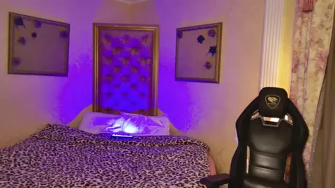 Show porno sexy : twink camboy JerryLucky