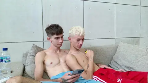 Twink sexy in show solo in cam – JerryLucky