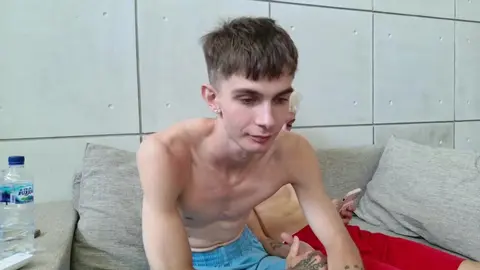 Twink sexy in show solo in cam – JerryLucky