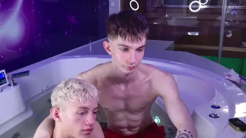 Nathan, o escoteiro, leva a “iniciação”