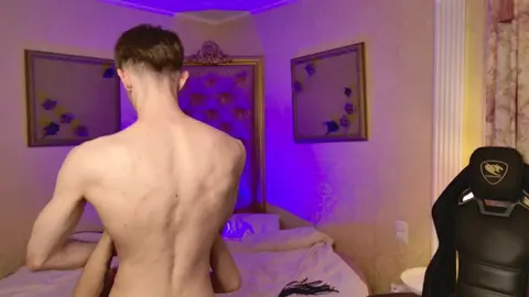 Cam show de twinks gostosos – JerryLucky