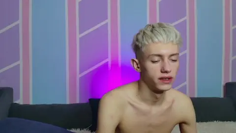 Show de camboys twink safado – LeonLure