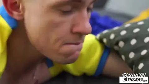 Couple de lovers en chaleur à la maison – Alan Stark & Max Gen