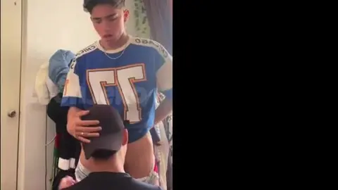 John & Tom: show pornô em casal