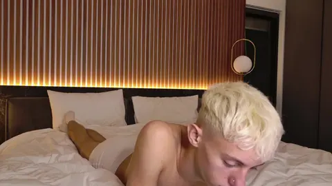 Twinks sexys caseros – JerryLucky (Hot Tube)