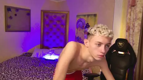 Twinks gostosos na cam: JerryLucky em show quente