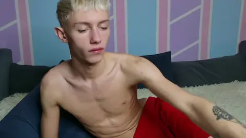 Twink camboy sexy LeonLure: live show super hot su Tube