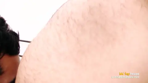 Davos se la chupa a un daddy mexicano