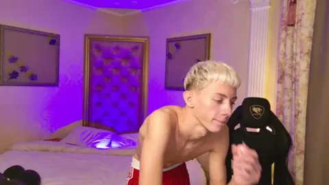 Twink camboy sexy: show hot di LeonLure