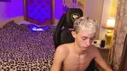 sex hot porn camboy leonlure show hot tube