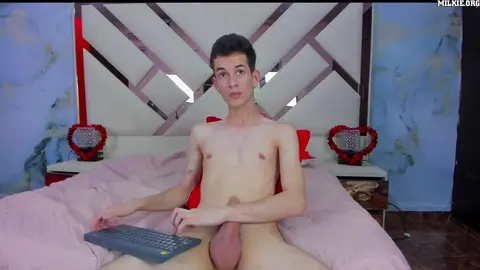 Pareja sexy de camboys: show caliente en HotBoysX