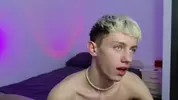 sexy hot twink camboy leonlure show hot