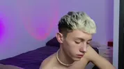 sexy hot twink camboy leonlure show hot