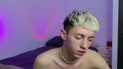 sexy hot twink camboy leonlure show hot