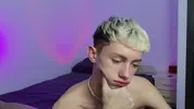 sexy hot twink camboy leonlure show hot