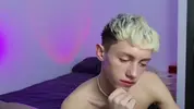 sexy hot twink camboy leonlure show hot