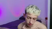 sexy hot twink camboy leonlure show hot