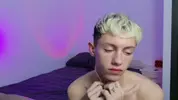 sexy hot twink camboy leonlure show hot