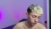 sexy hot twink camboy leonlure show hot