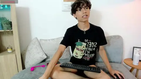 Geiler Twink: Homemade-Porn-Show – Honeymoon-Special