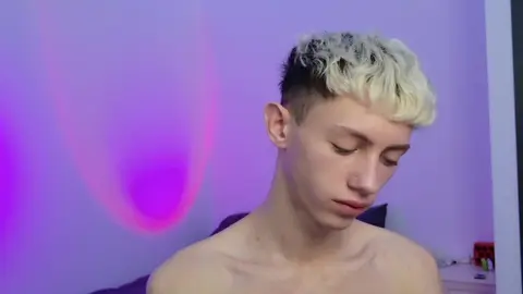 Twink super hot in homemade – sex show di LeonLure