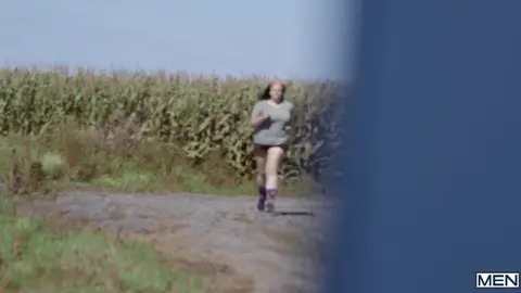 The Men’s Room: Porta Pounder