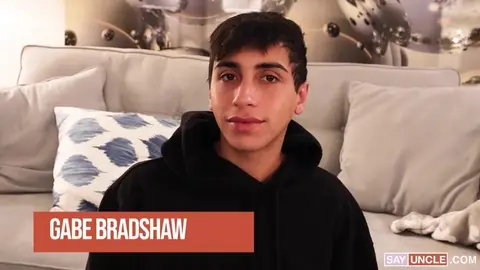 Un autoestopista muy caliente