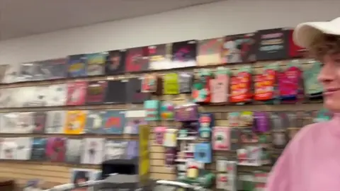 Casal de twinks tarados – sexo quente