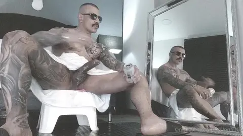 Paja frente al espejo