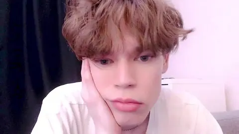 hot sexy twink show camboy pawclaw