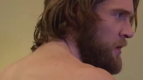 Colby Keller & Joseph Rough – Coloc recherché, Scène 4