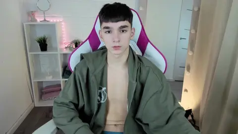 Twinks chauds en cam – YamiTwink