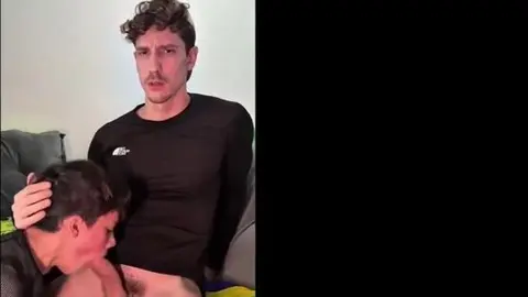 Amici sexy e bollenti a casa – Jhongeva