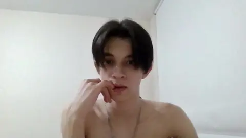 Show webcam di un twink super hot