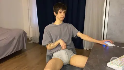 Camboy sexy: show de webcam em casa