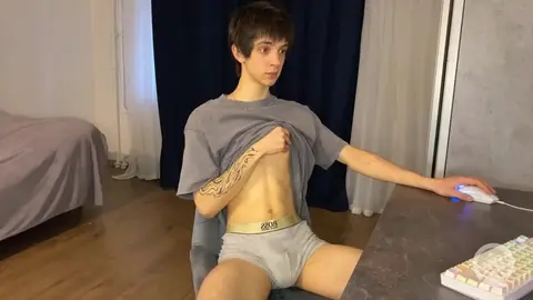 Camboy sexy: show webcam a casa