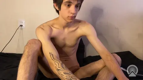 Plan cul entre potes : couple chaud sur Yoodeeahh