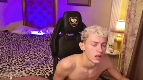 Twink hot homemade – LeonLure